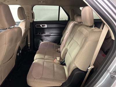 2021 Ford Explorer Base