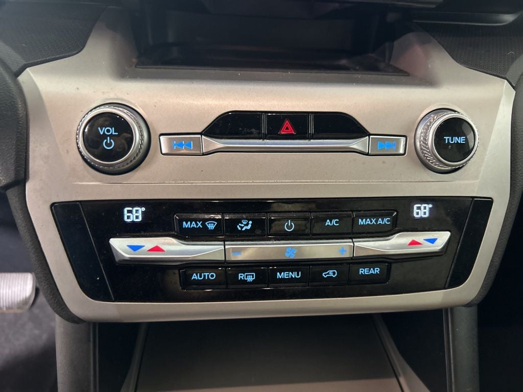 2021 Ford Explorer Base