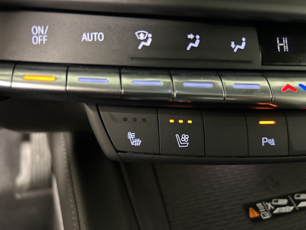 2025 Cadillac CT4 Premium Luxury