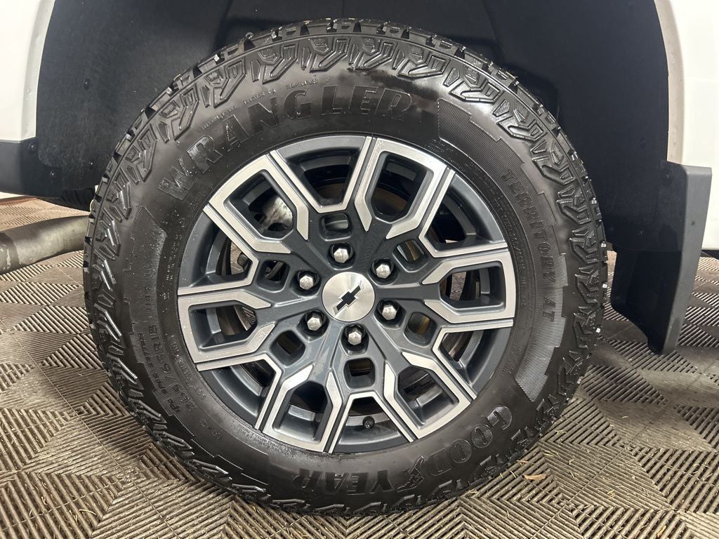 2023 Chevrolet Colorado Z71