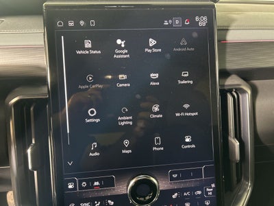 2025 GMC Acadia AT4