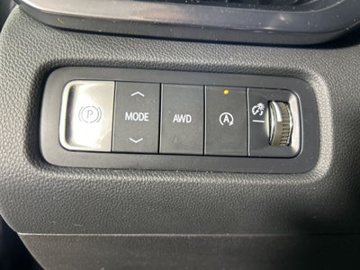 2025 GMC Acadia AT4