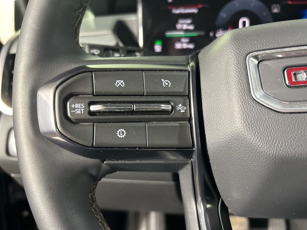 2025 GMC Acadia AT4