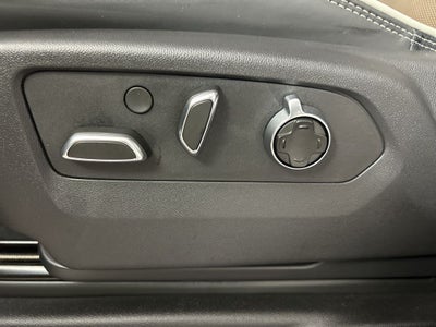 2025 GMC Yukon Denali Ultimate