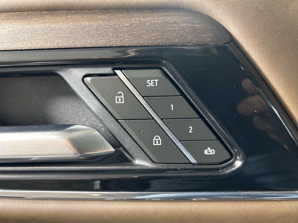 2025 GMC Yukon Denali Ultimate