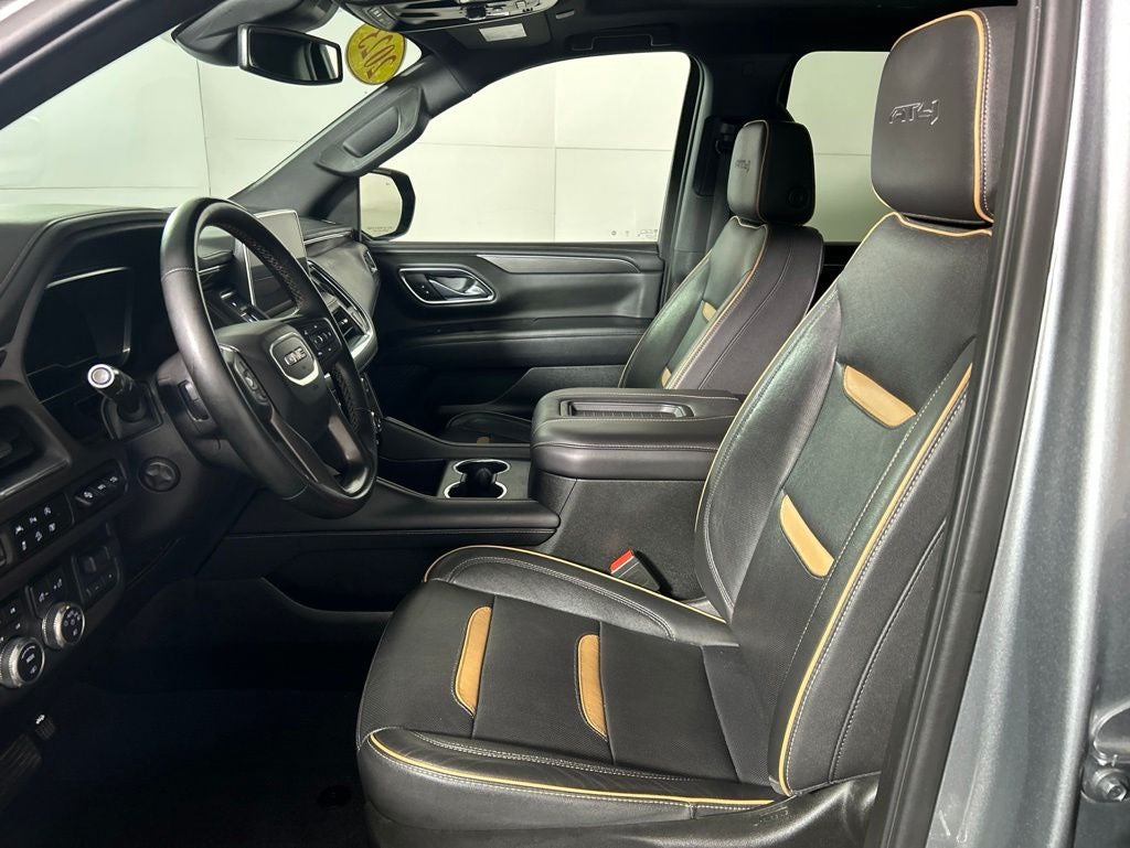 2023 GMC Yukon XL AT4