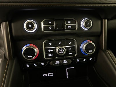 2023 GMC Yukon XL AT4