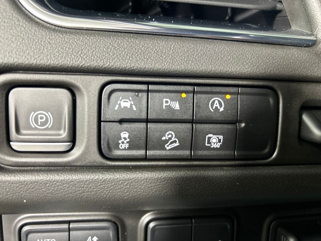 2023 GMC Yukon XL AT4