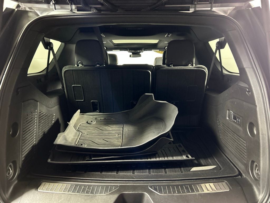2023 GMC Yukon XL AT4
