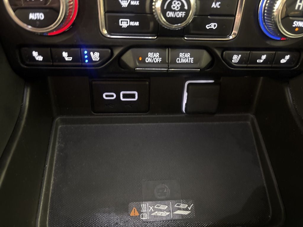 2024 GMC Yukon XL AT4