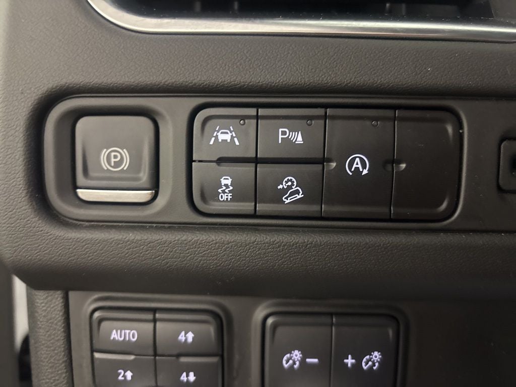 2024 GMC Yukon XL AT4