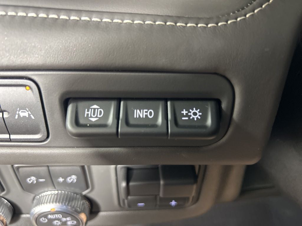 2023 GMC Yukon XL Denali Ultimate