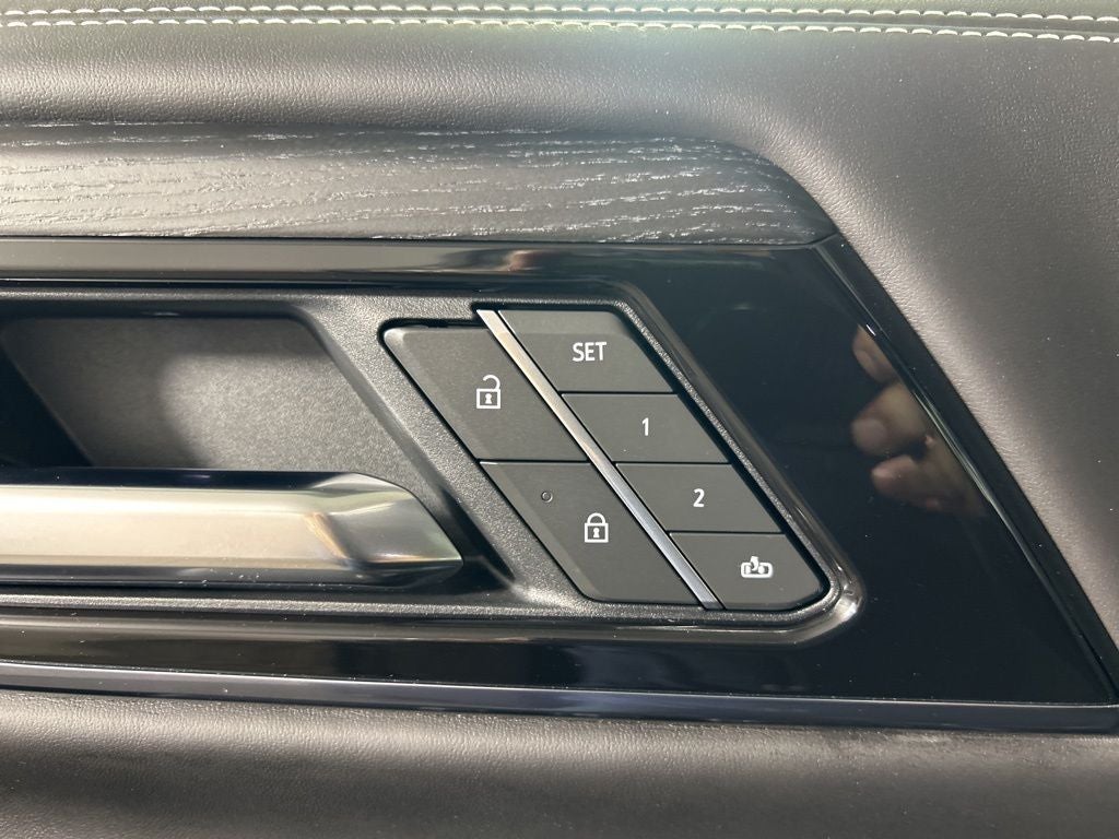2025 GMC Yukon AT4 Ultimate