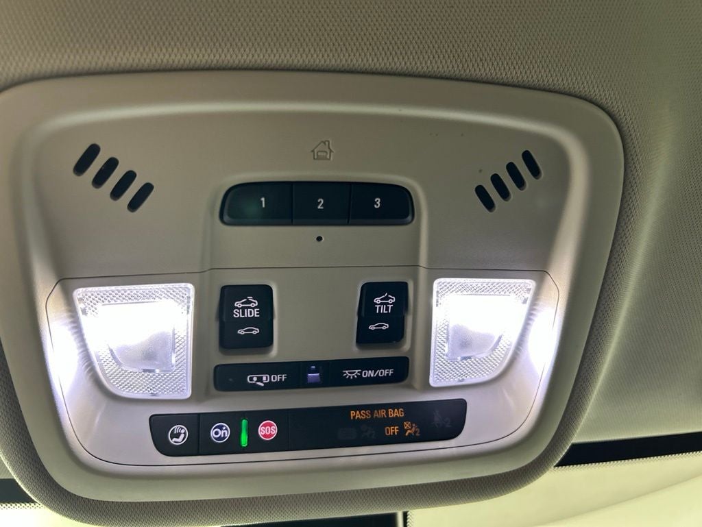 2020 Chevrolet Traverse Premier