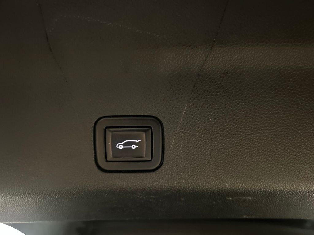 2021 Chevrolet Suburban RST