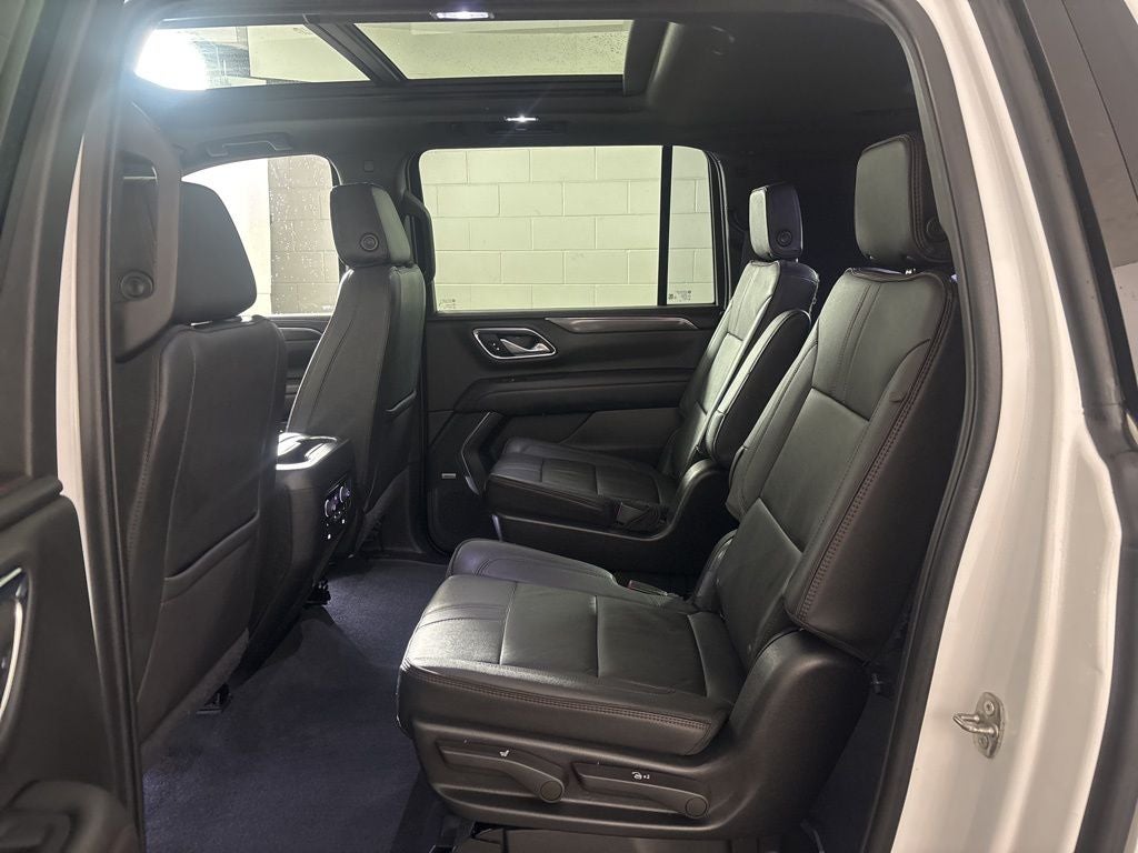 2022 Chevrolet Suburban RST