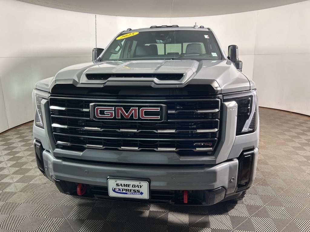 2025 GMC Sierra 2500HD AT4
