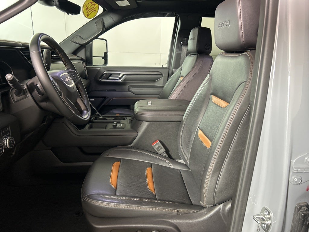 2025 GMC Sierra 2500HD AT4