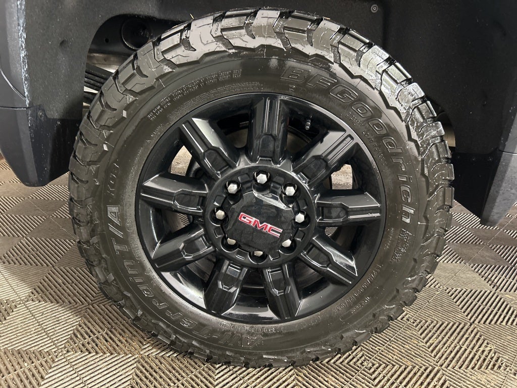 2025 GMC Sierra 2500HD AT4