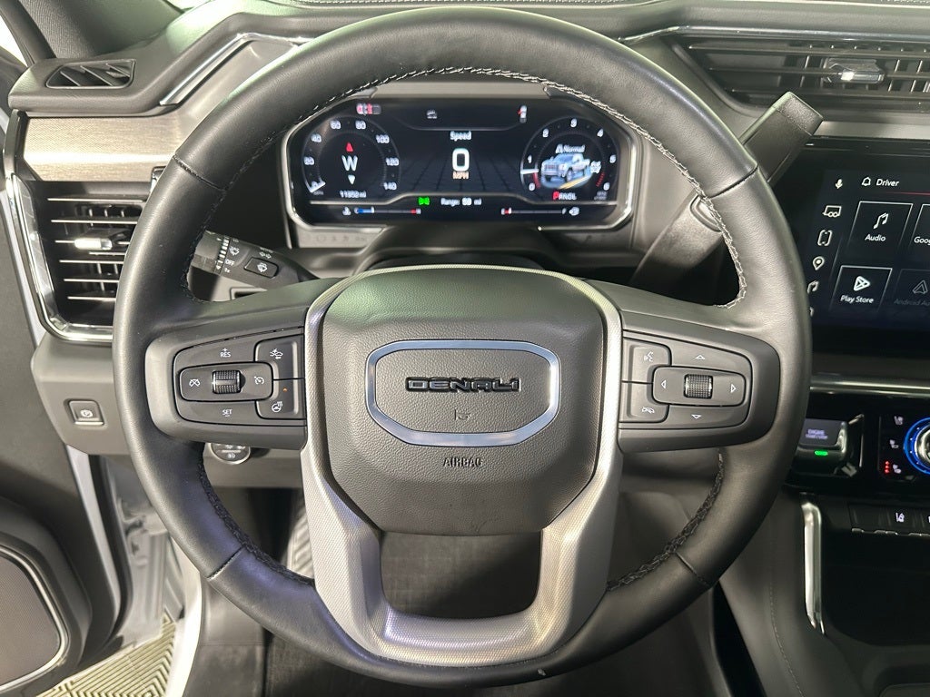 2025 GMC Sierra 2500HD Denali