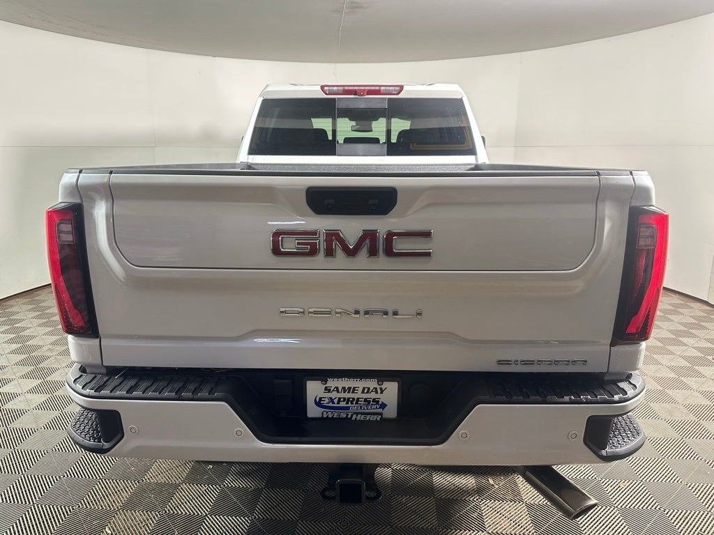 2025 GMC Sierra 2500HD Denali