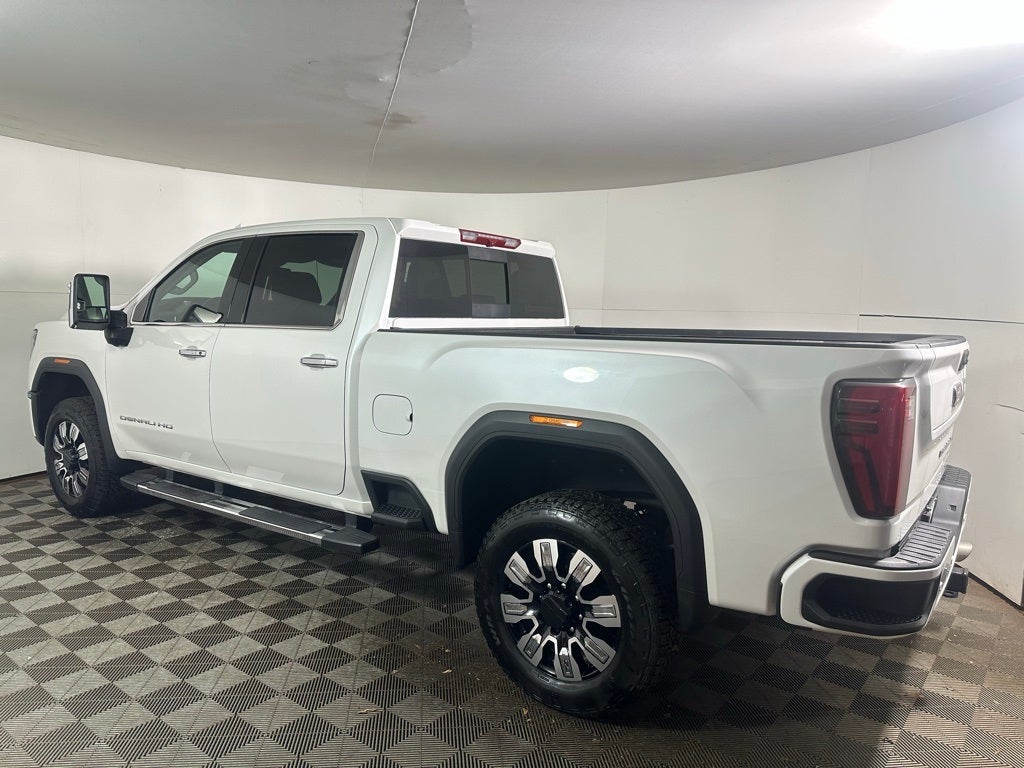 2025 GMC Sierra 2500HD Denali