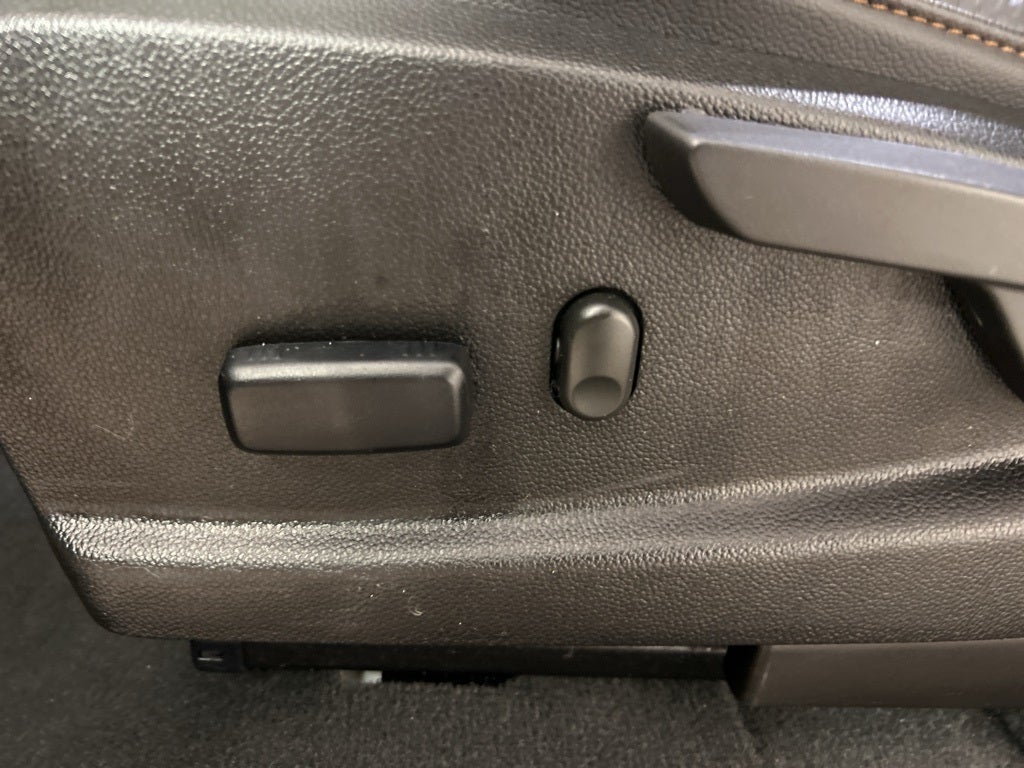 2022 GMC Canyon AT4 w/Cloth