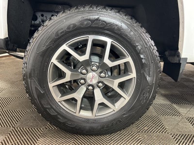 2022 GMC Canyon AT4 w/Cloth