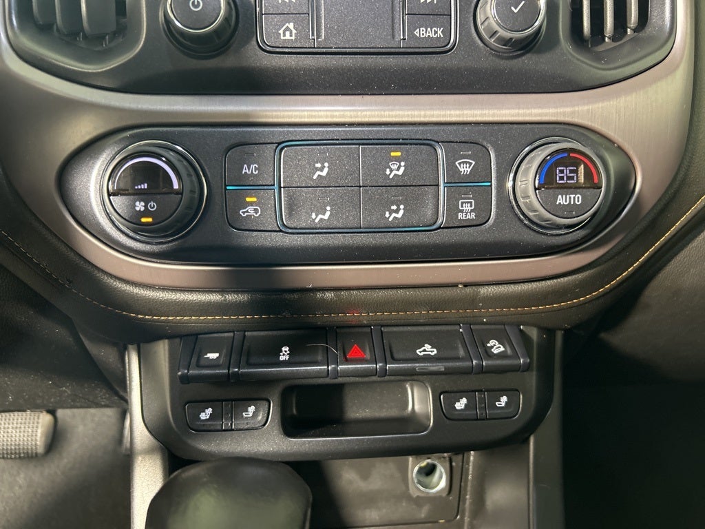 2022 GMC Canyon AT4 w/Cloth