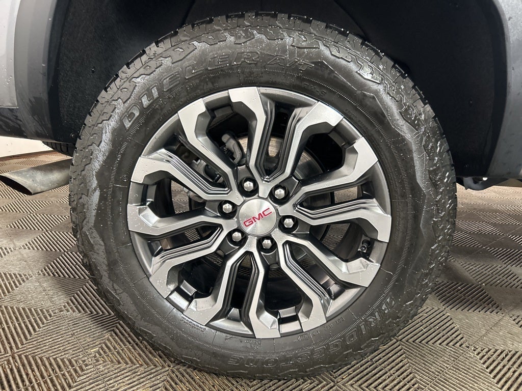 2023 GMC Canyon Denali