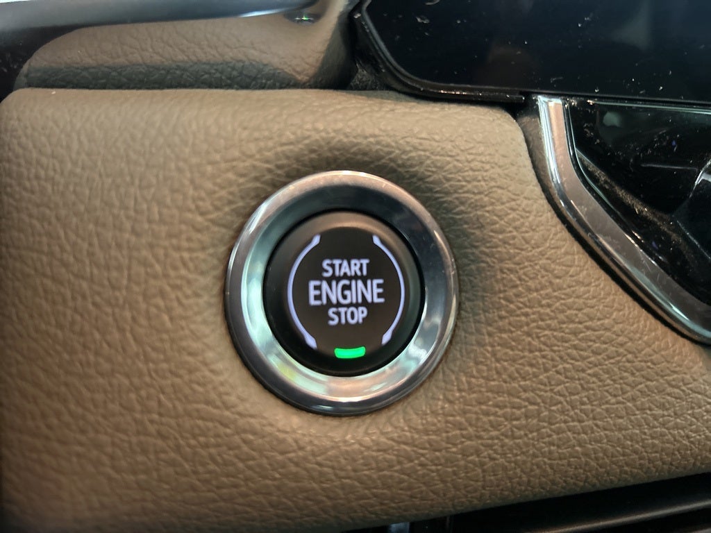 2023 GMC Canyon Denali