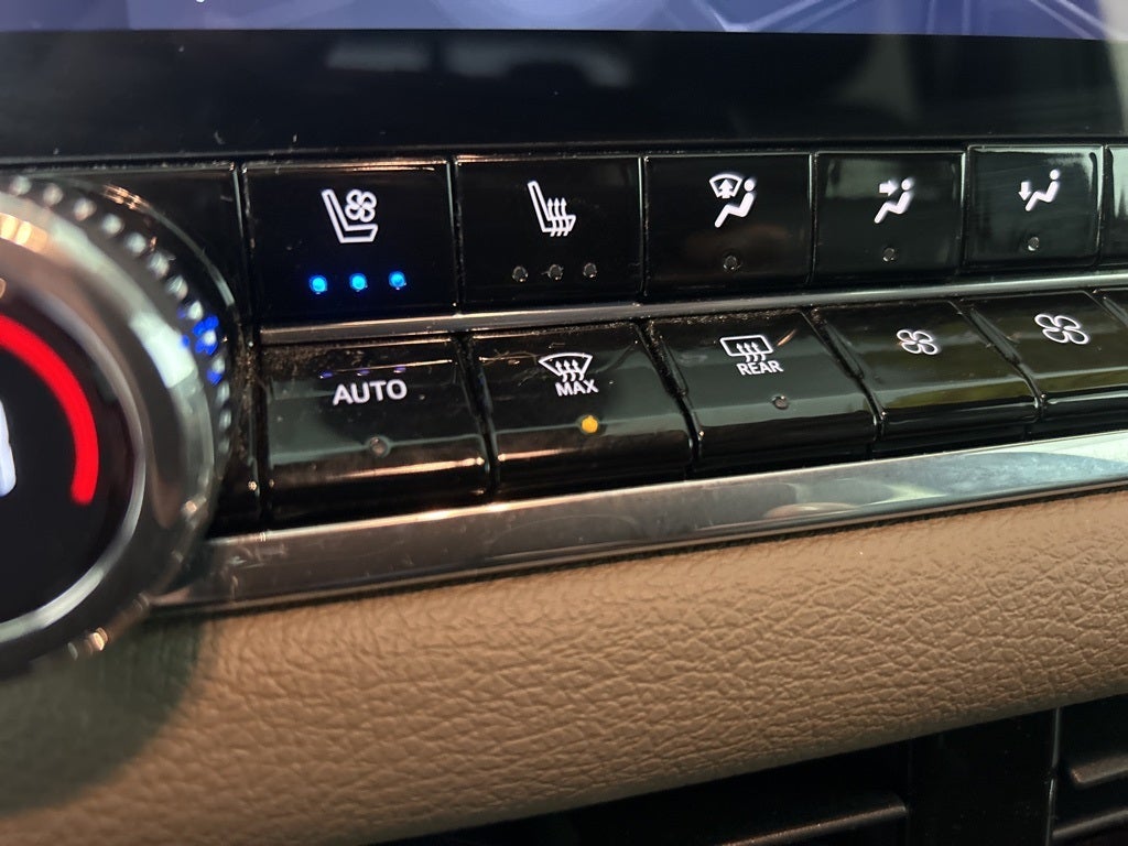 2023 GMC Canyon Denali