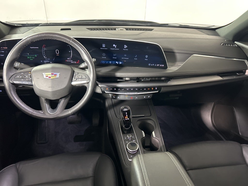 2024 Cadillac XT4 Premium Luxury