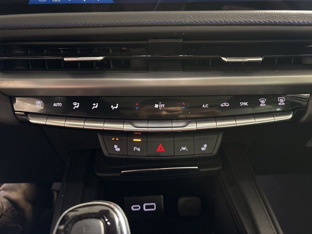 2024 Cadillac XT4 Sport