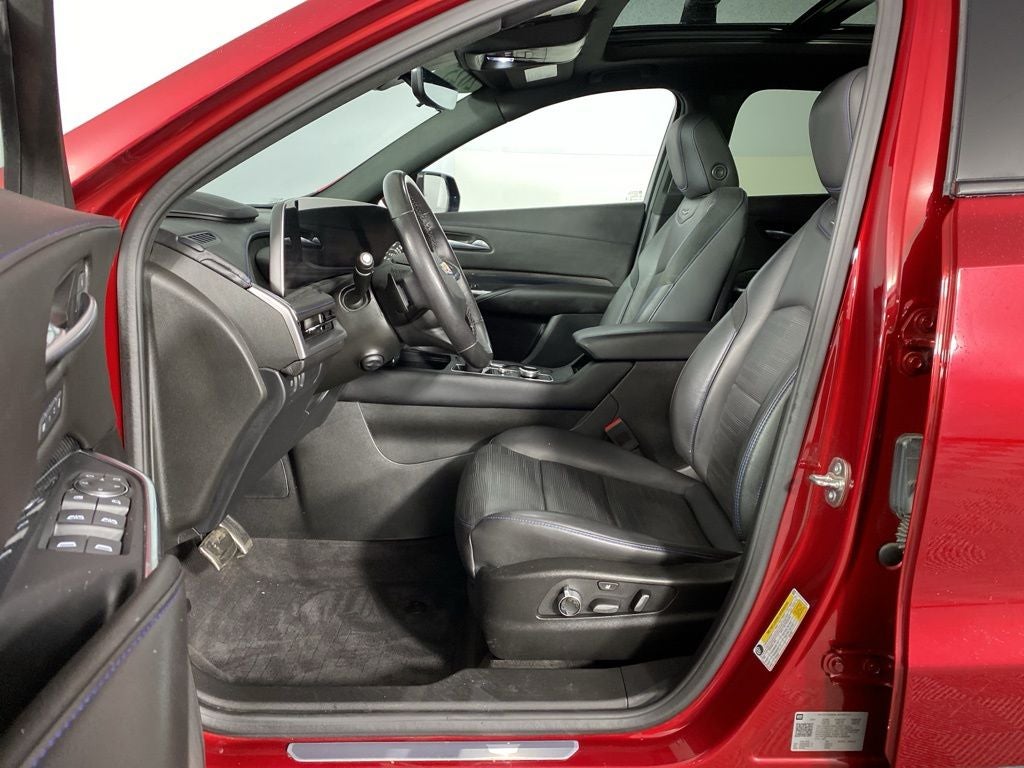 2025 Cadillac XT4 Sport