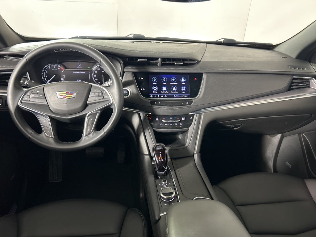 2024 Cadillac XT5 Luxury
