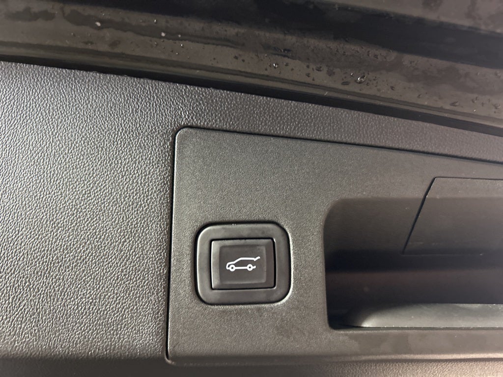 2024 Cadillac XT5 Luxury