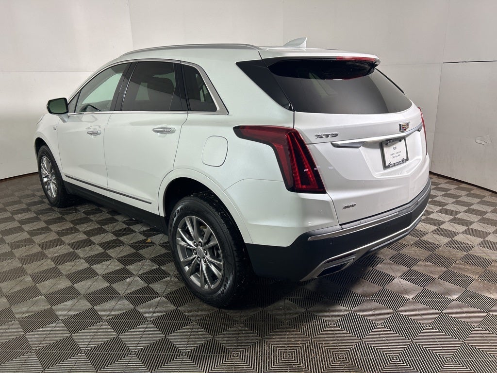 2022 Cadillac XT5 Premium Luxury
