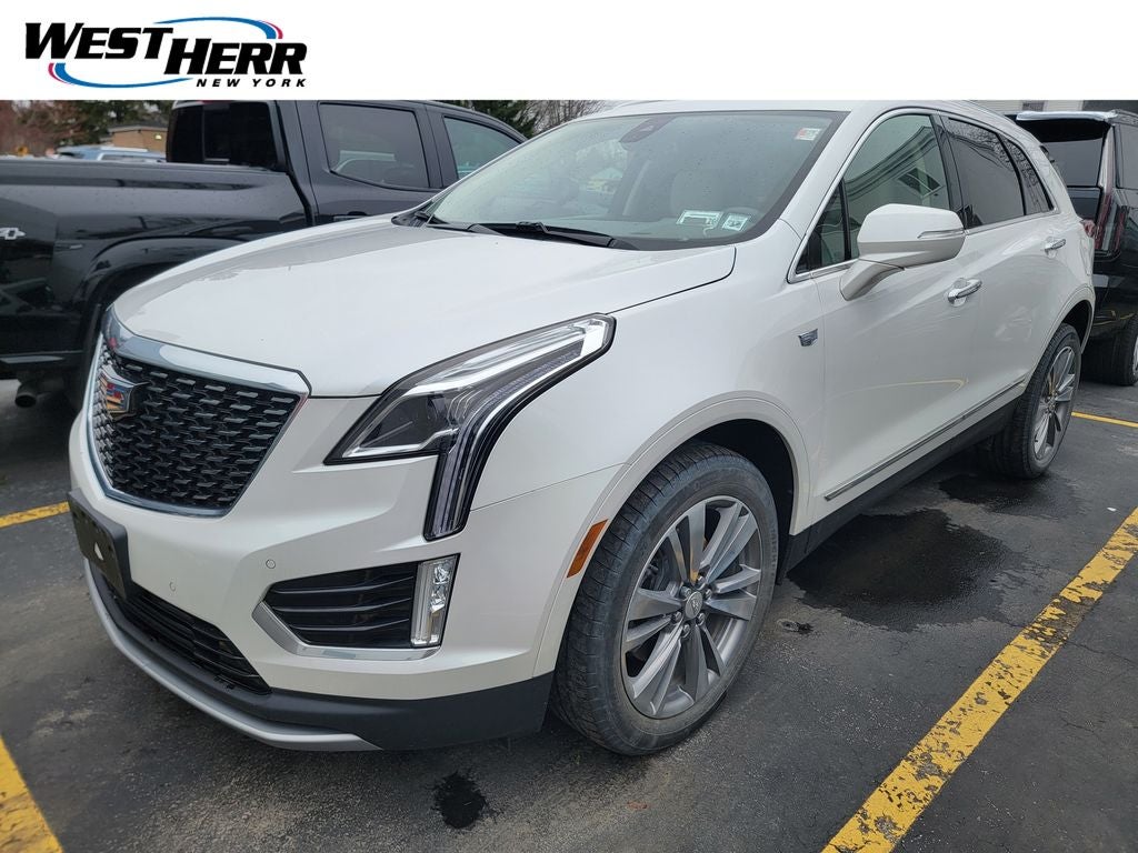 2022 Cadillac XT5 Premium Luxury