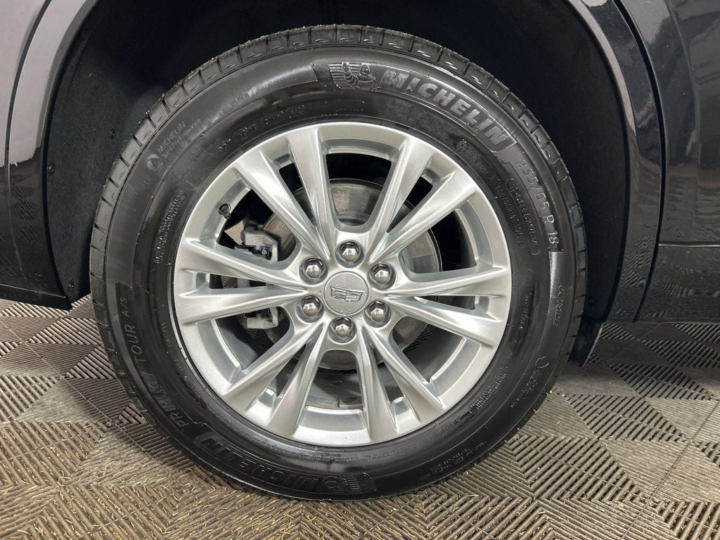 2024 Cadillac XT6 Luxury