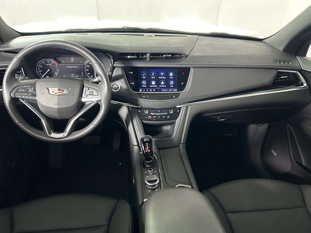 2024 Cadillac XT6 Luxury