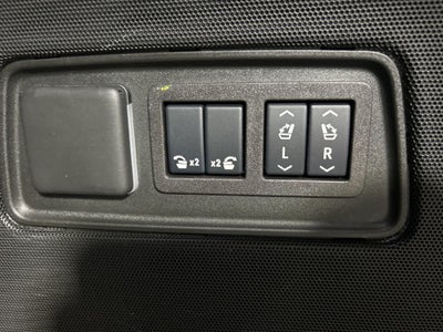 2024 Cadillac Escalade ESV Premium