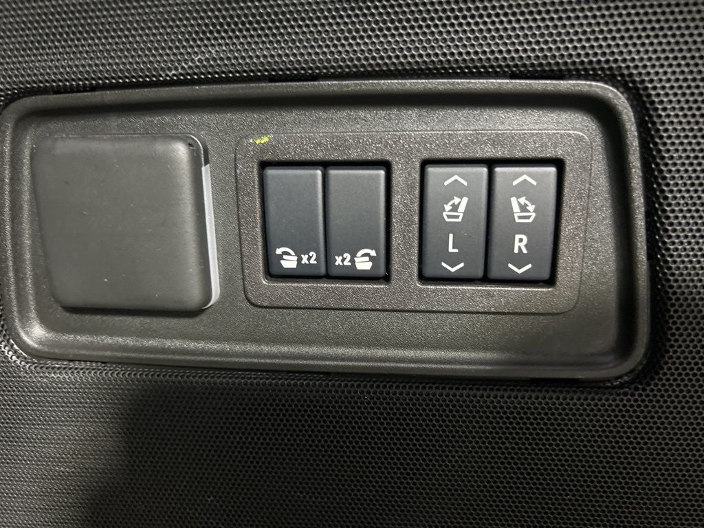 2024 Cadillac Escalade ESV Premium