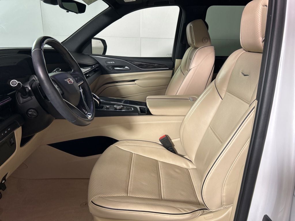 2023 Cadillac Escalade ESV Premium