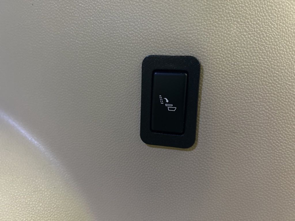 2023 Cadillac Escalade ESV Premium
