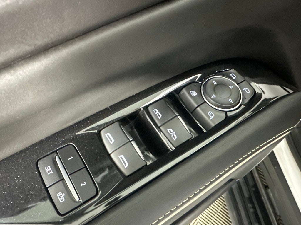 2023 Cadillac Escalade ESV Sport Platinum