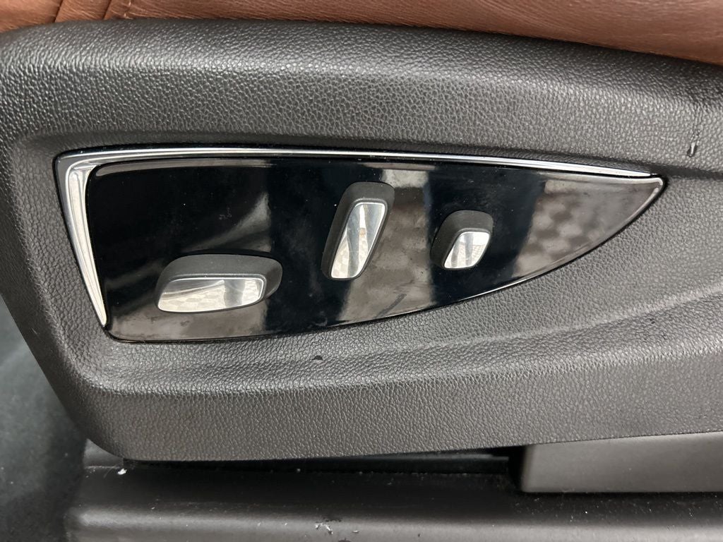 2015 Cadillac Escalade ESV Luxury