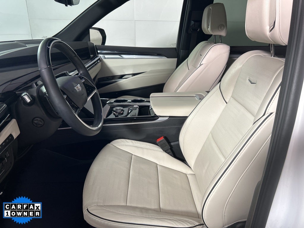 2025 Cadillac Escalade Sport