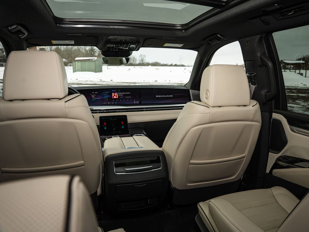 2025 Cadillac Escalade Sport