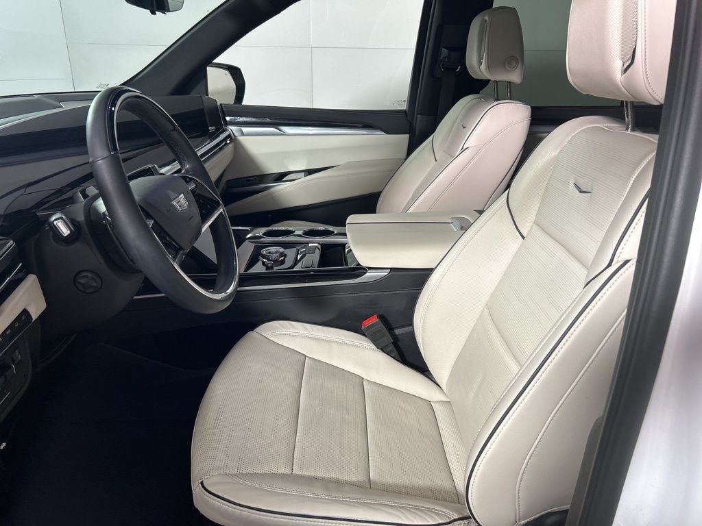 2025 Cadillac Escalade Sport